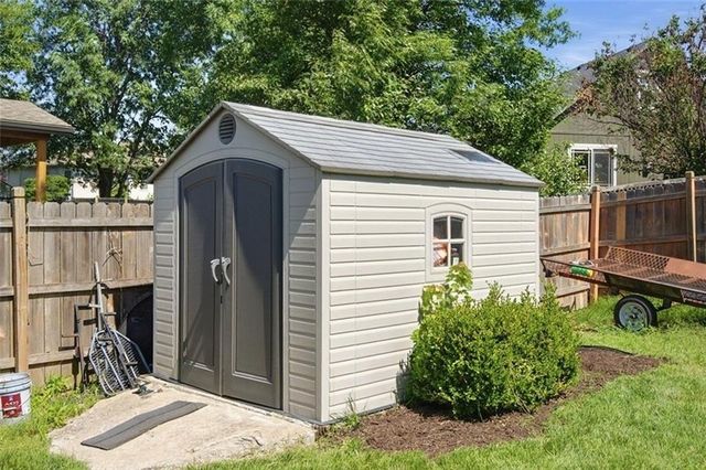29900 W 184th Street, Gardner, KS 66030