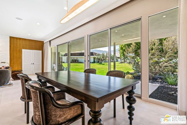 2667 E Jacaranda Road, Palm Springs, CA 92264