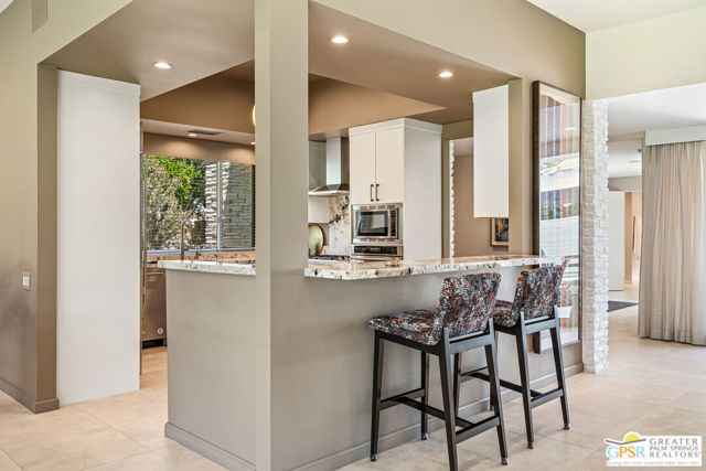 2667 E Jacaranda Road, Palm Springs, CA 92264