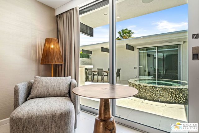 2667 E Jacaranda Road, Palm Springs, CA 92264