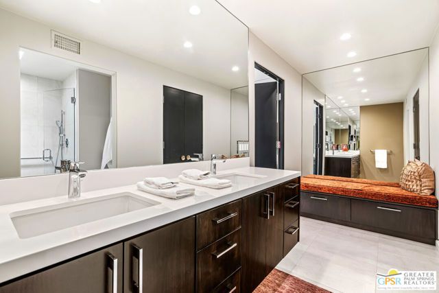 2667 E Jacaranda Road, Palm Springs, CA 92264