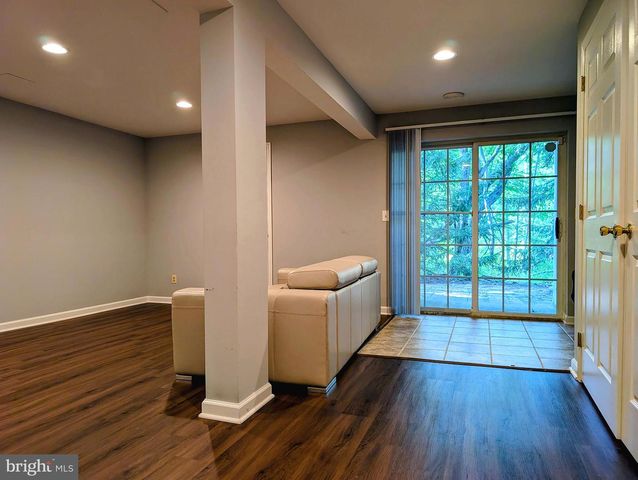 26 TAFT CT, Princeton, NJ 08540