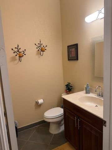 7027 Aliso Avenue, West Palm Beach, FL 33413