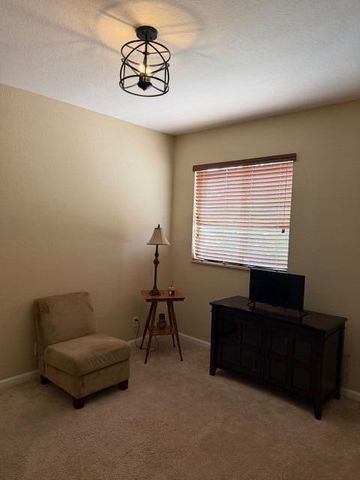 7027 Aliso Avenue, West Palm Beach, FL 33413