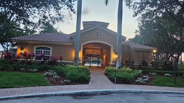 7027 Aliso Avenue, West Palm Beach, FL 33413