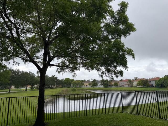 7027 Aliso Avenue, West Palm Beach, FL 33413