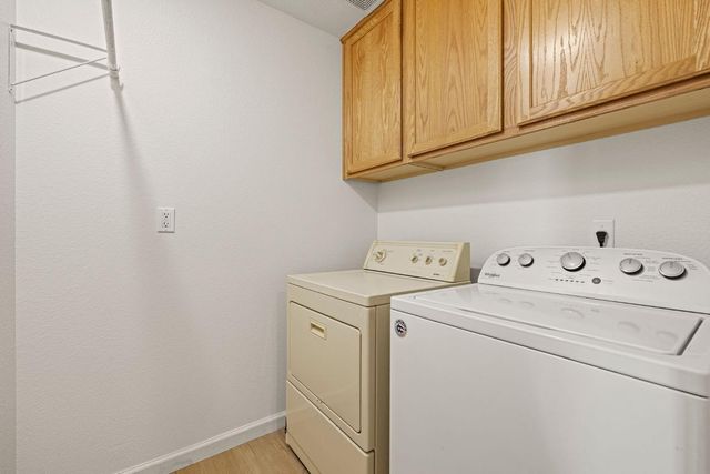 1903 Esplanade Cir, Folsom, CA 95630