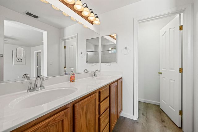 1903 Esplanade Cir, Folsom, CA 95630