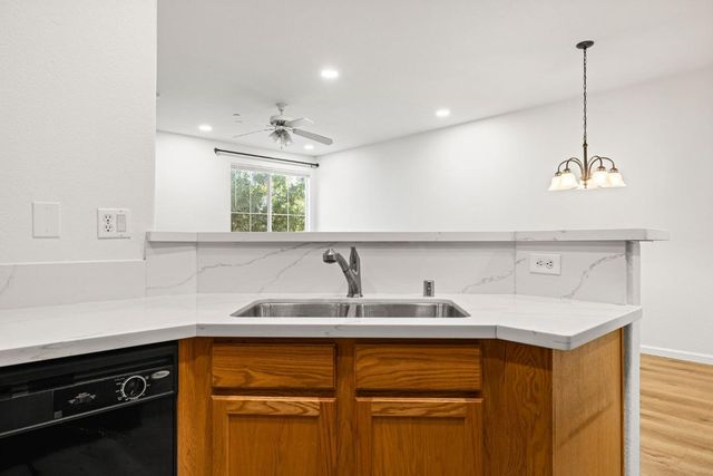 1903 Esplanade Cir, Folsom, CA 95630