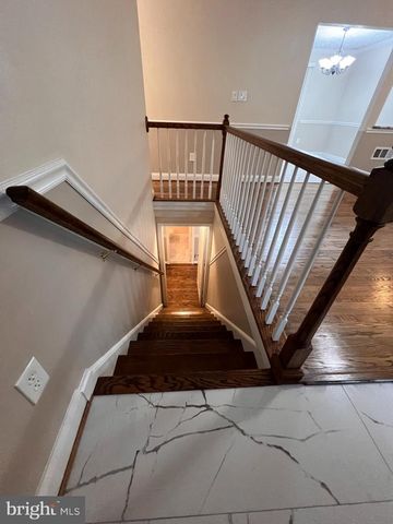 14822 DANVILLE RD, Woodbridge, VA 22193