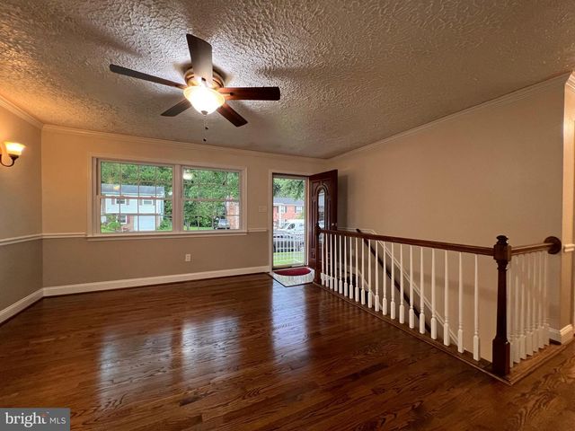 14822 DANVILLE RD, Woodbridge, VA 22193