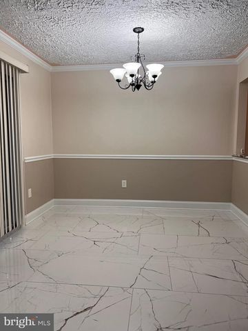 14822 DANVILLE RD, Woodbridge, VA 22193