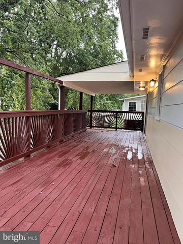 14822 DANVILLE RD, Woodbridge, VA 22193