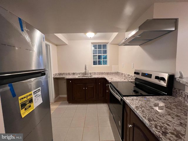 14822 DANVILLE RD, Woodbridge, VA 22193