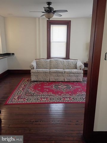 45 W PENNSYLVANIA AVE, Downingtown, PA 19335