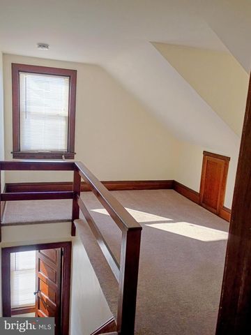 45 W PENNSYLVANIA AVE, Downingtown, PA 19335