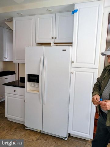 45 W PENNSYLVANIA AVE, Downingtown, PA 19335