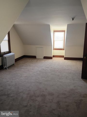 45 W PENNSYLVANIA AVE, Downingtown, PA 19335