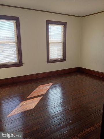 45 W PENNSYLVANIA AVE, Downingtown, PA 19335