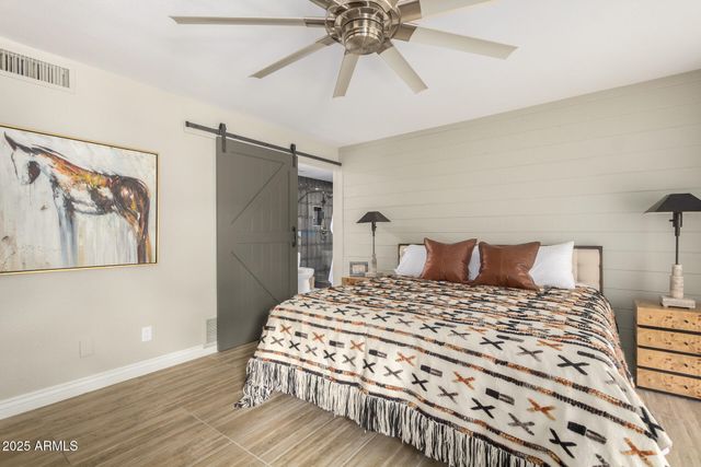 2551 E MISSOURI Avenue, Phoenix, AZ 85016