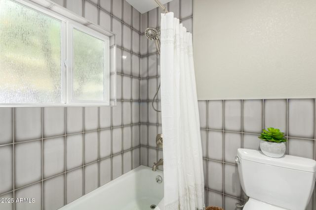 2551 E MISSOURI Avenue, Phoenix, AZ 85016