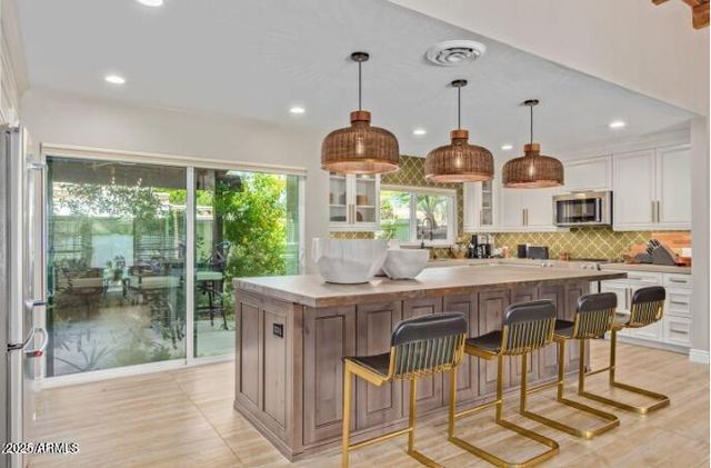 2551 E MISSOURI Avenue, Phoenix, AZ 85016