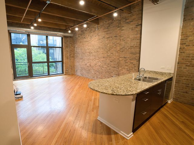 1040 W Adams Street 346, Chicago, IL 60607