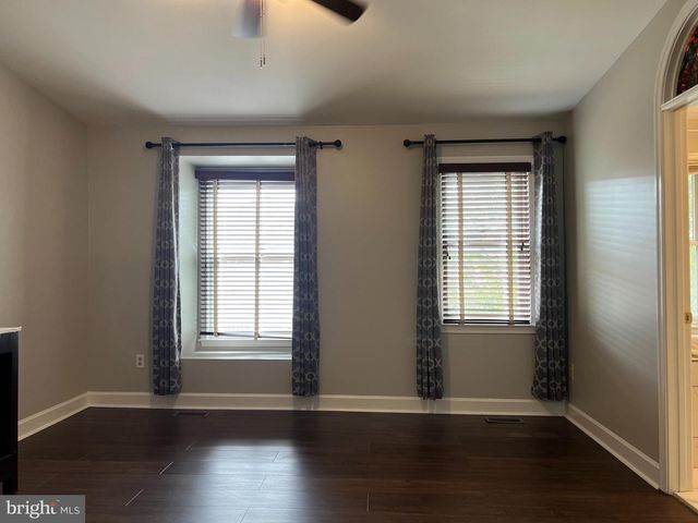 3960 VALLEY RIDGE DR, Fairfax, VA 22033