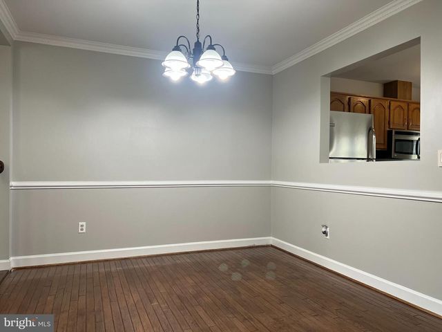 3960 VALLEY RIDGE DR, Fairfax, VA 22033