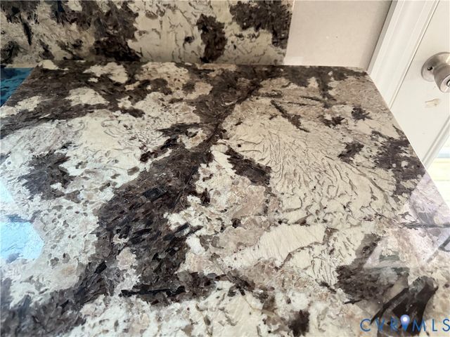 7969 Pennsylvania Ave, West Point, VA 23181