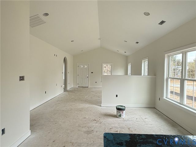 7969 Pennsylvania Ave, West Point, VA 23181