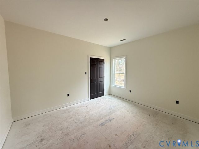 7969 Pennsylvania Ave, West Point, VA 23181