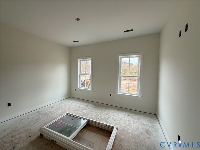 7969 Pennsylvania Ave, West Point, VA 23181