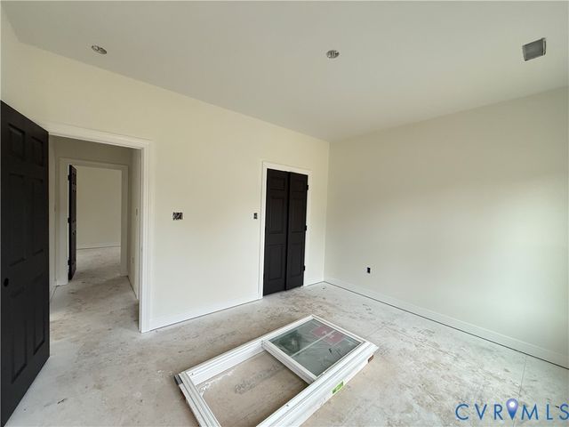 7969 Pennsylvania Ave, West Point, VA 23181