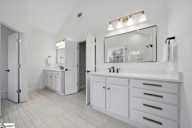 55 Devonhall Way, Taylors, SC 29687