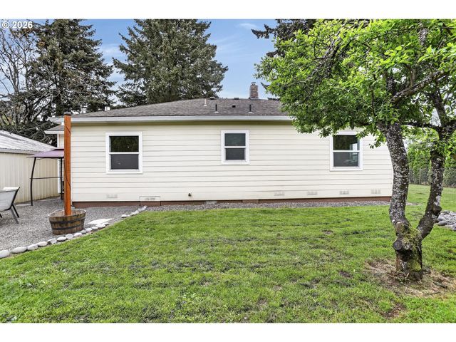 33651 Se SANTOSH St, Scappoose, OR 97056
