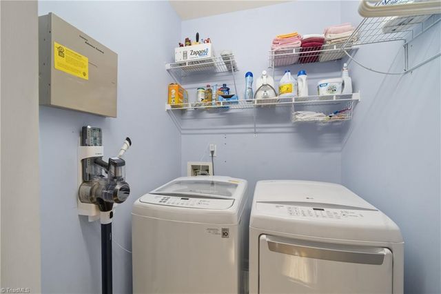 3326 Grandview Club Road, Pfafftown, NC 27040