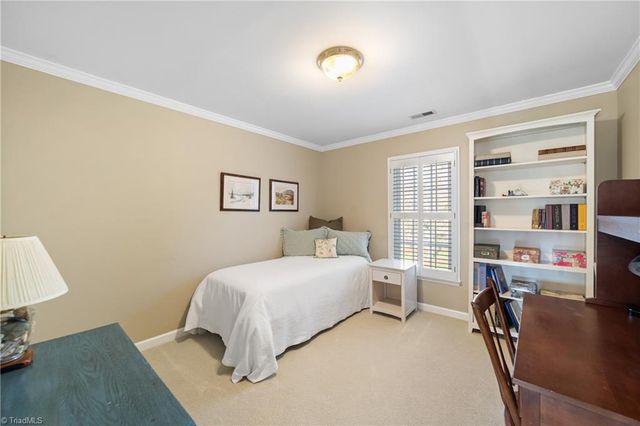 3326 Grandview Club Road, Pfafftown, NC 27040