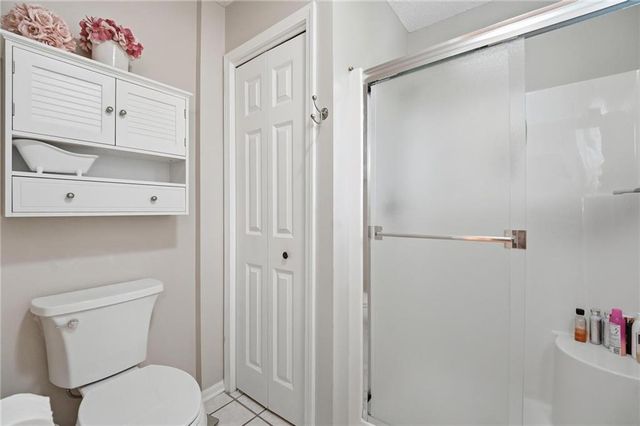 820 SW BENJAMIN Circle, Lee's Summit, MO 64081