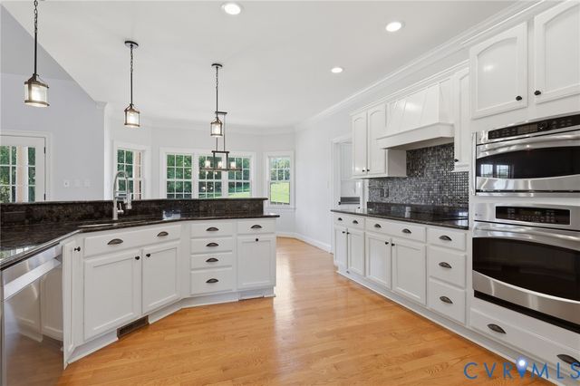 16225 Parrish Farms Rd, Montpelier, VA 23192