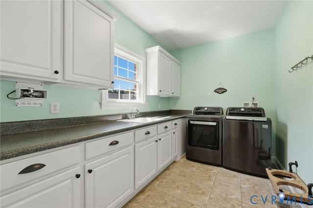 16225 Parrish Farms Rd, Montpelier, VA 23192