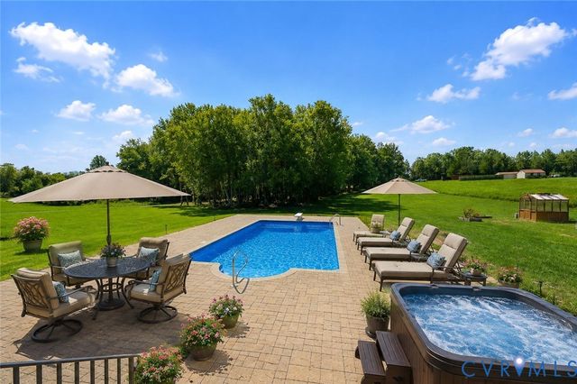 16225 Parrish Farms Rd, Montpelier, VA 23192