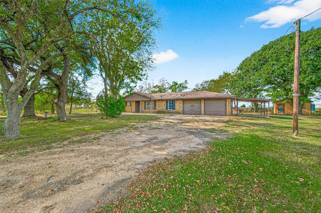 9416 County Road 273, East Bernard, TX 77435