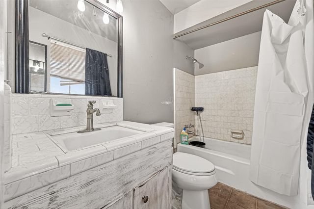 9416 County Road 273, East Bernard, TX 77435