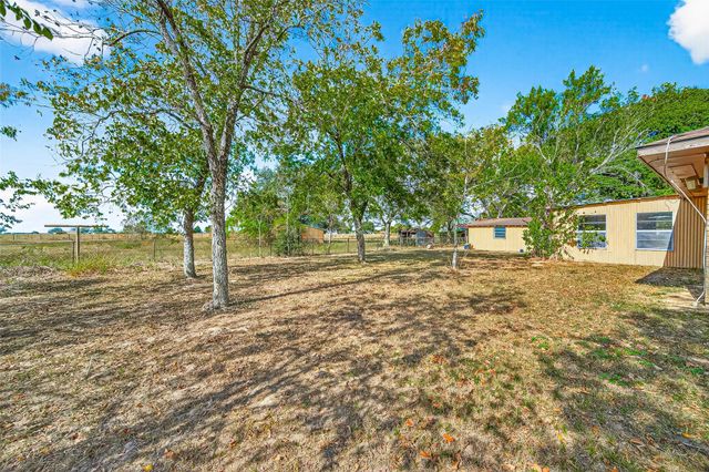 9416 County Road 273, East Bernard, TX 77435