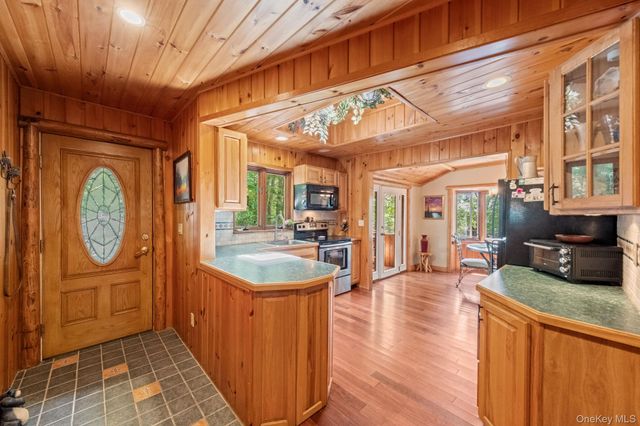 109 Canal Road, Wurtsboro, NY 12790