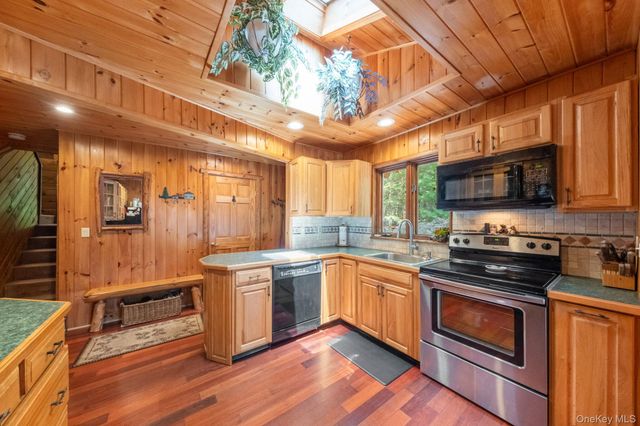 109 Canal Road, Wurtsboro, NY 12790
