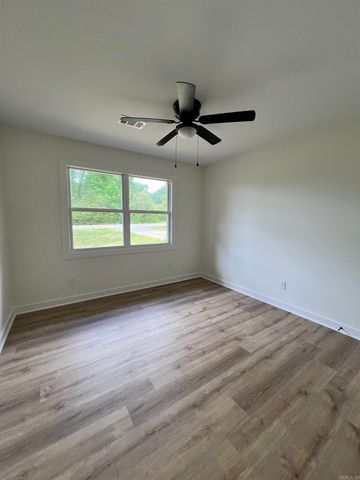 105 Pasco Street, Bald Knob, AR 72010