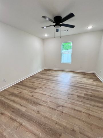 105 Pasco Street, Bald Knob, AR 72010