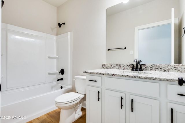 141 Ridley Lane, Youngsville, LA 70592